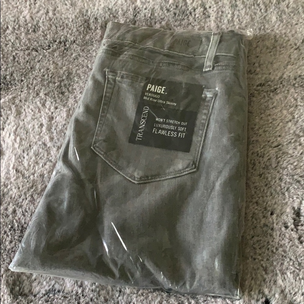 Paige Verdugo Mid Rise Ultra Skinny Jeans in Grey